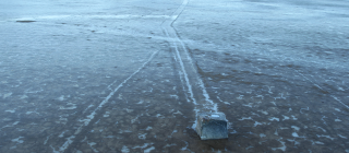 Illustration for article titled The Mystery of Death Valley's "Sailing Stones" Is Finally Solved